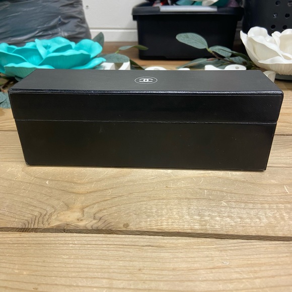 Rare Boxed Set Chanel Fragrance Wardrobe 5 Mini/Sample Size Perfumes - Picture 10 of 14